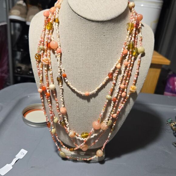 Set of 3 vintage beaded necklaces - Picture 3 of 8